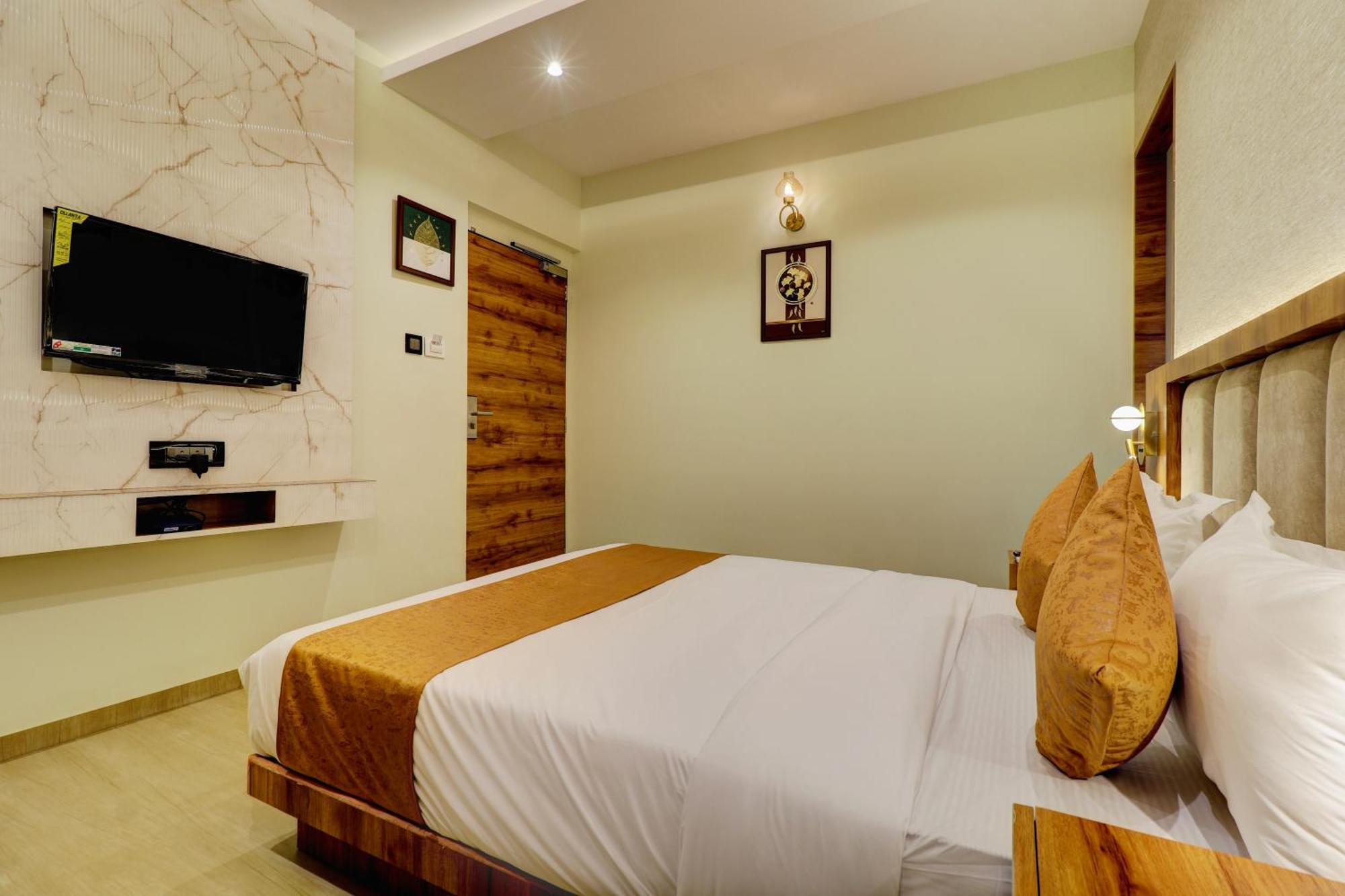 Home2 Studio Apartments Bombay Exterior foto